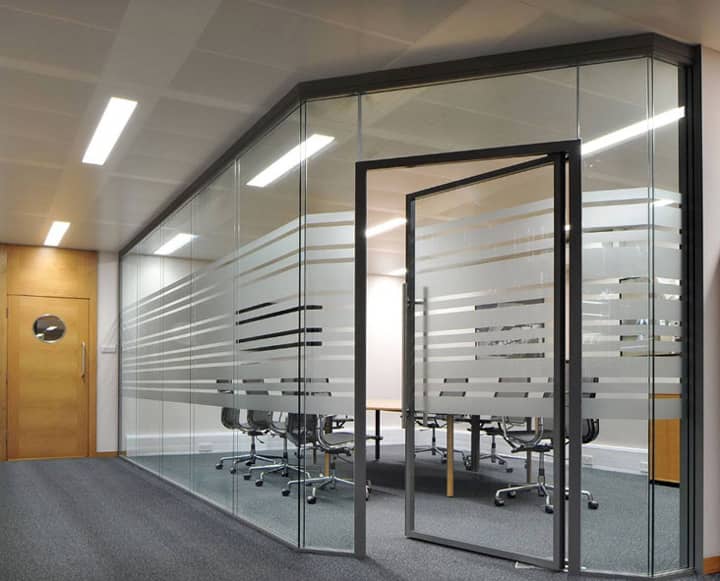 Frameless glass walls Melbourne